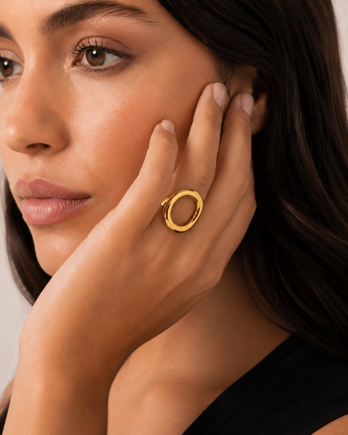 Jurate Joan Open Circle Gold Ring