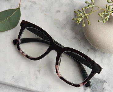 Peepers To The Max- Black/Black Marble