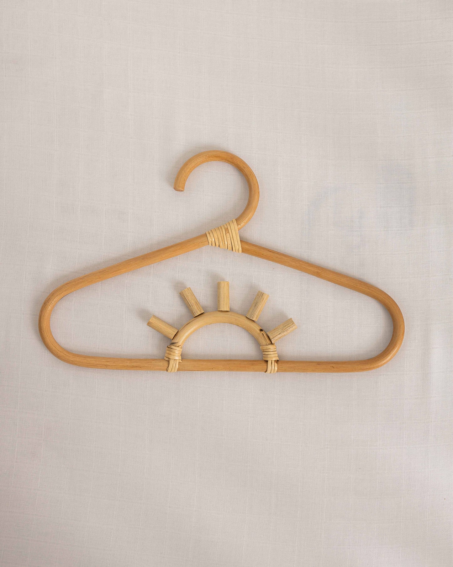Sun Rattan Hanger