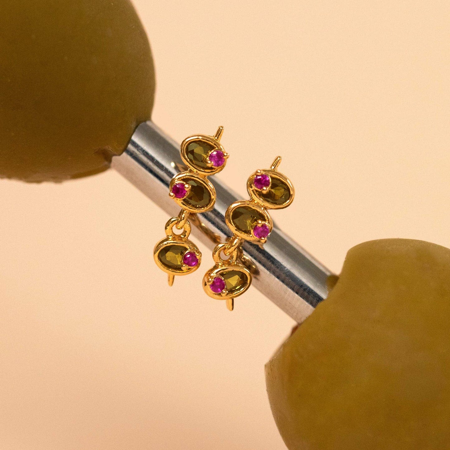 Girls Crew Mini Olive Studs