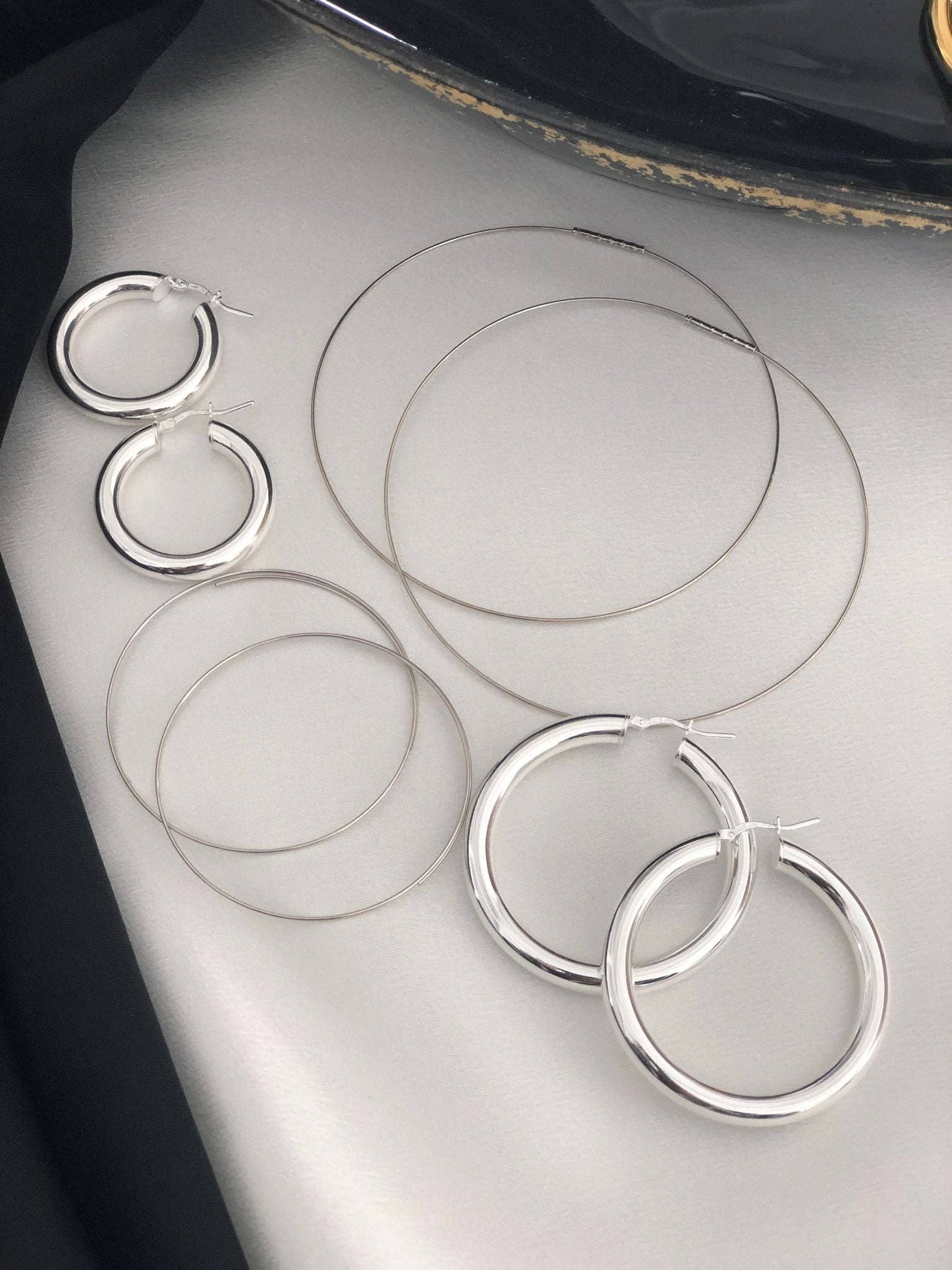 Jurate Hadley Hoops : White Gold