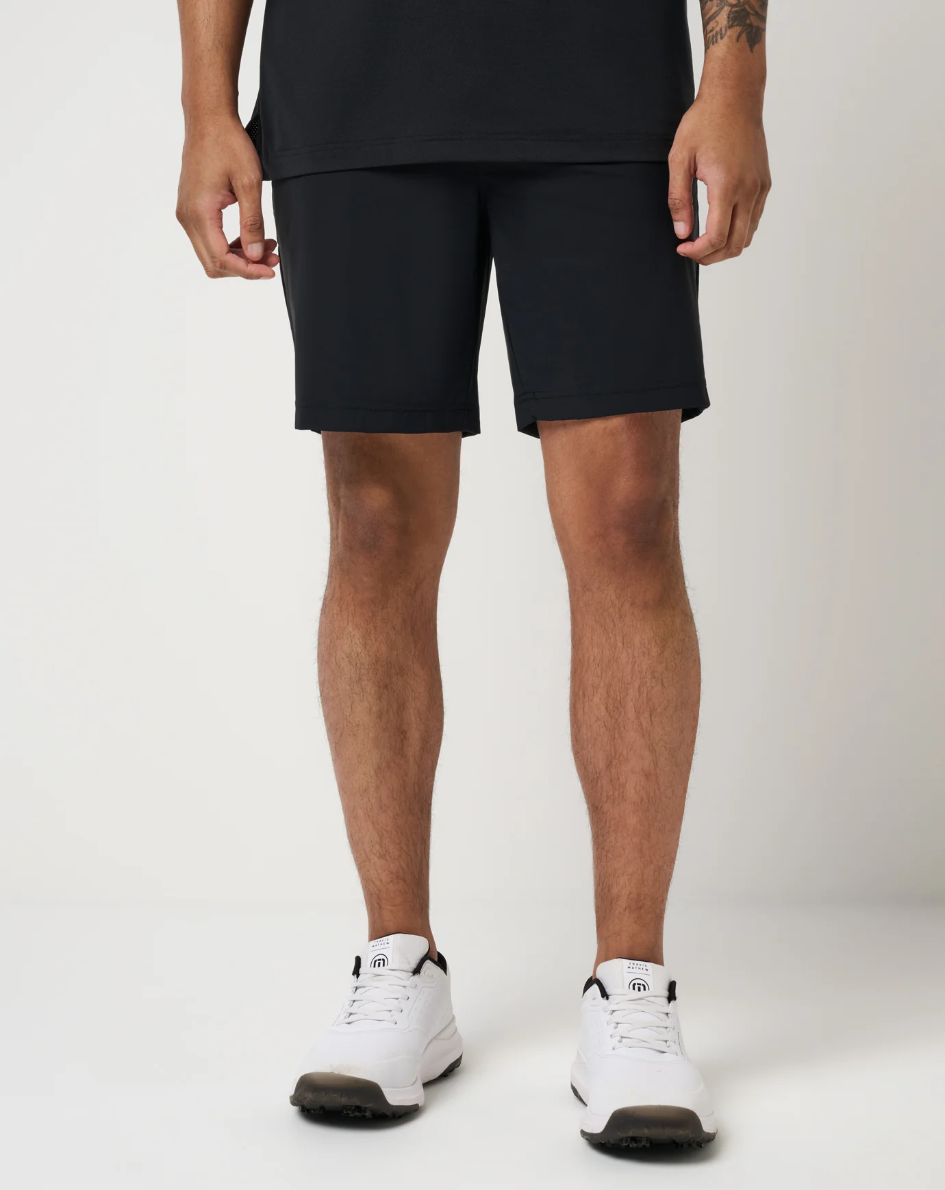 Travis Mathew Hero Hour Golf 8in Short- Black