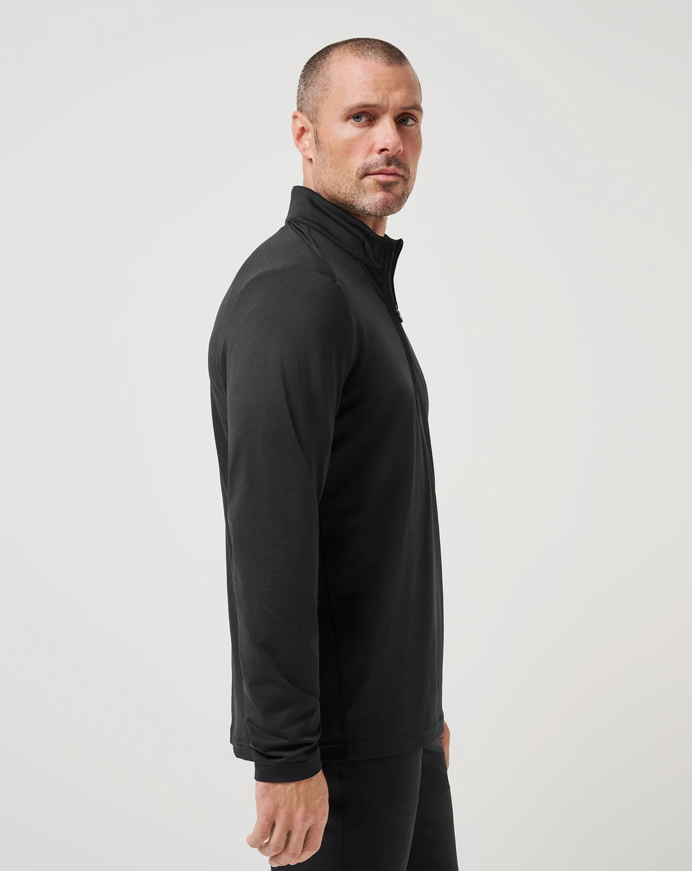 Travis Mathew Heater Pro Quarter Zip- Black