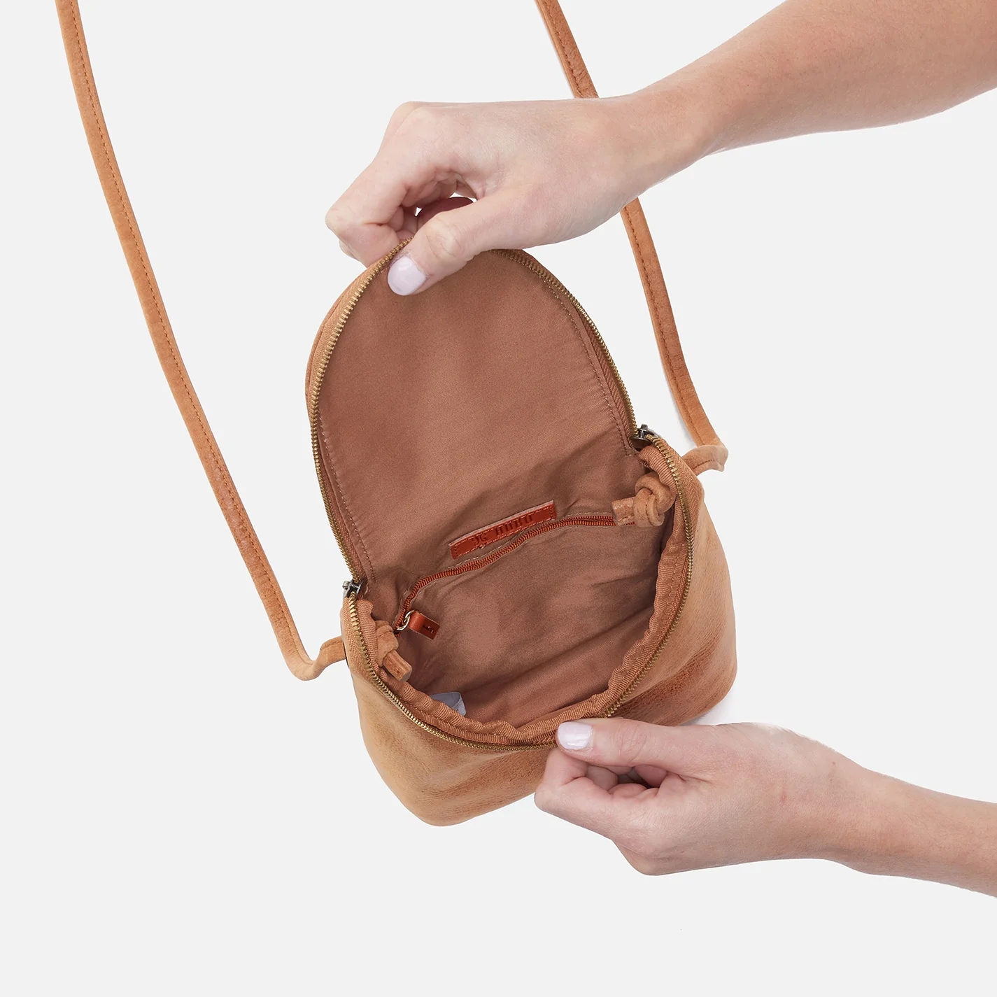 Hobo Fern Crossbody- Whiskey