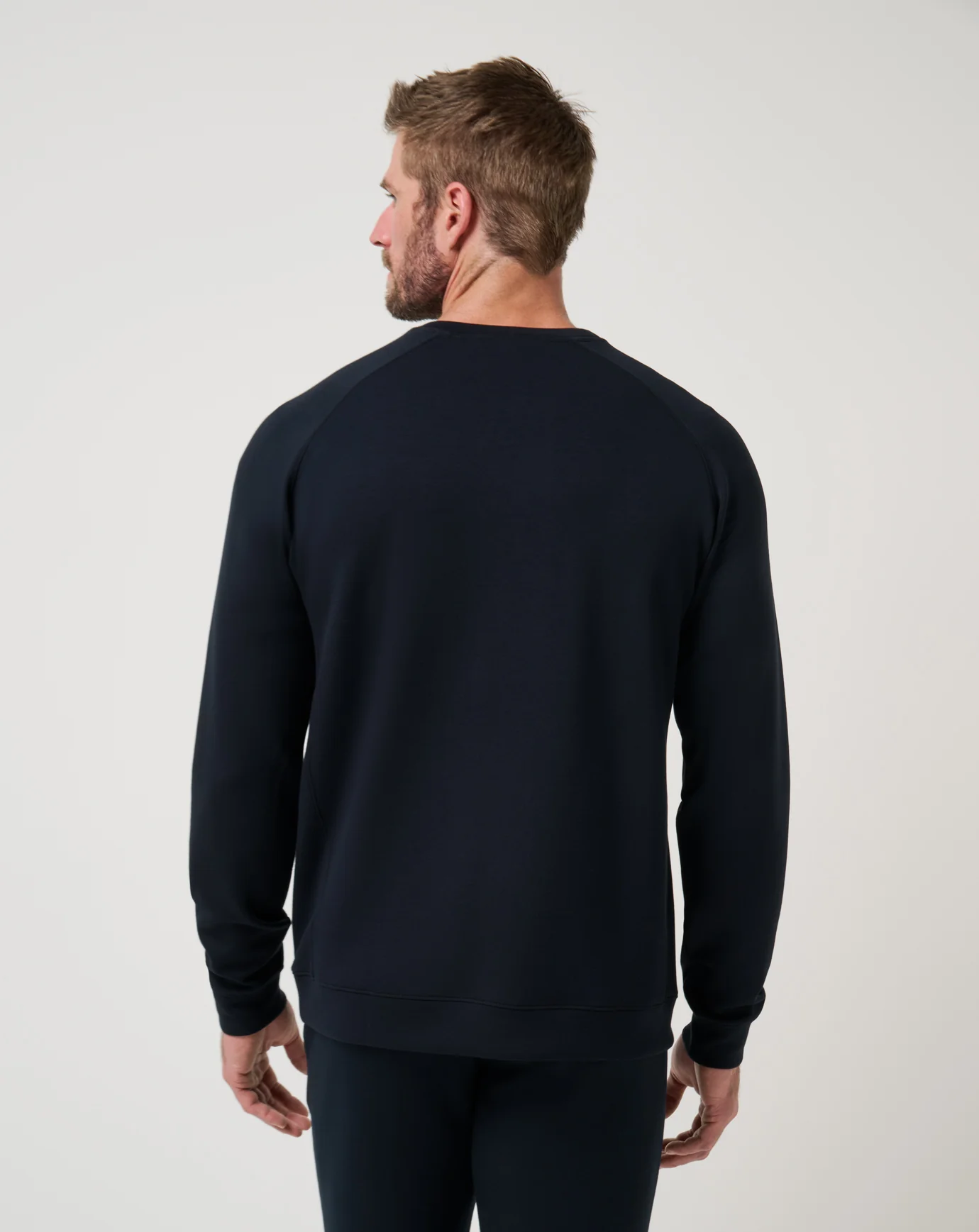 Travis Mathew Fibercloud Crew- Black