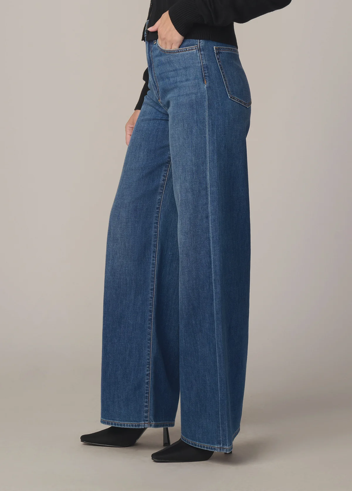 Joe's Jeans The Mia Petite- Fortunate