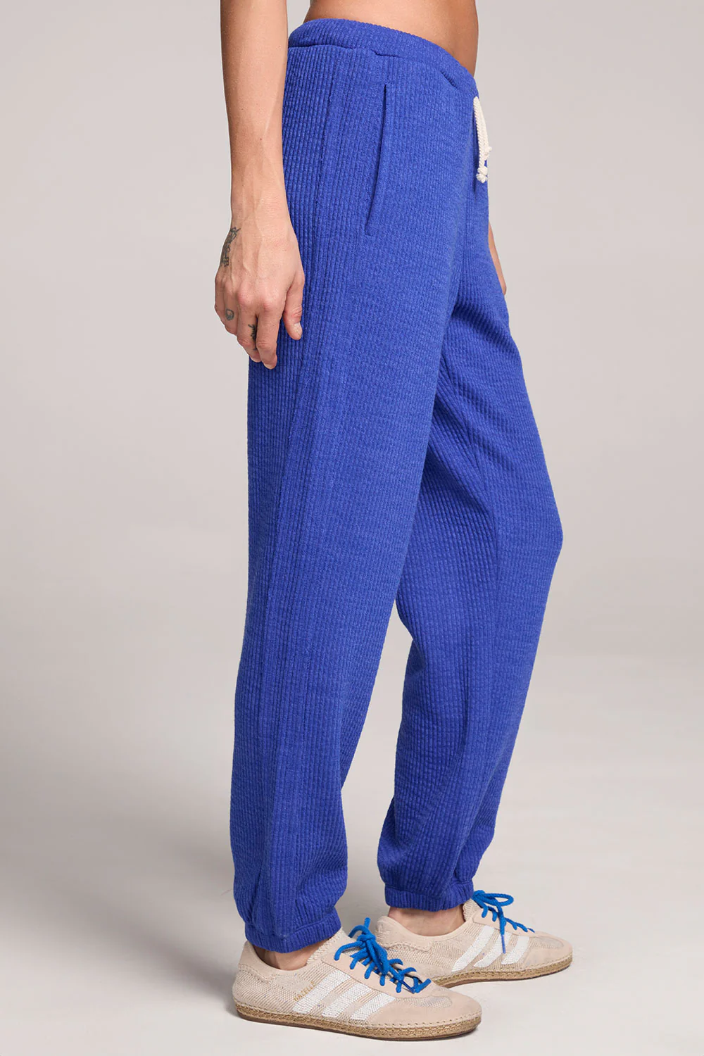 Saltwater Luxe Pull on Lips Blue Jogger Pant