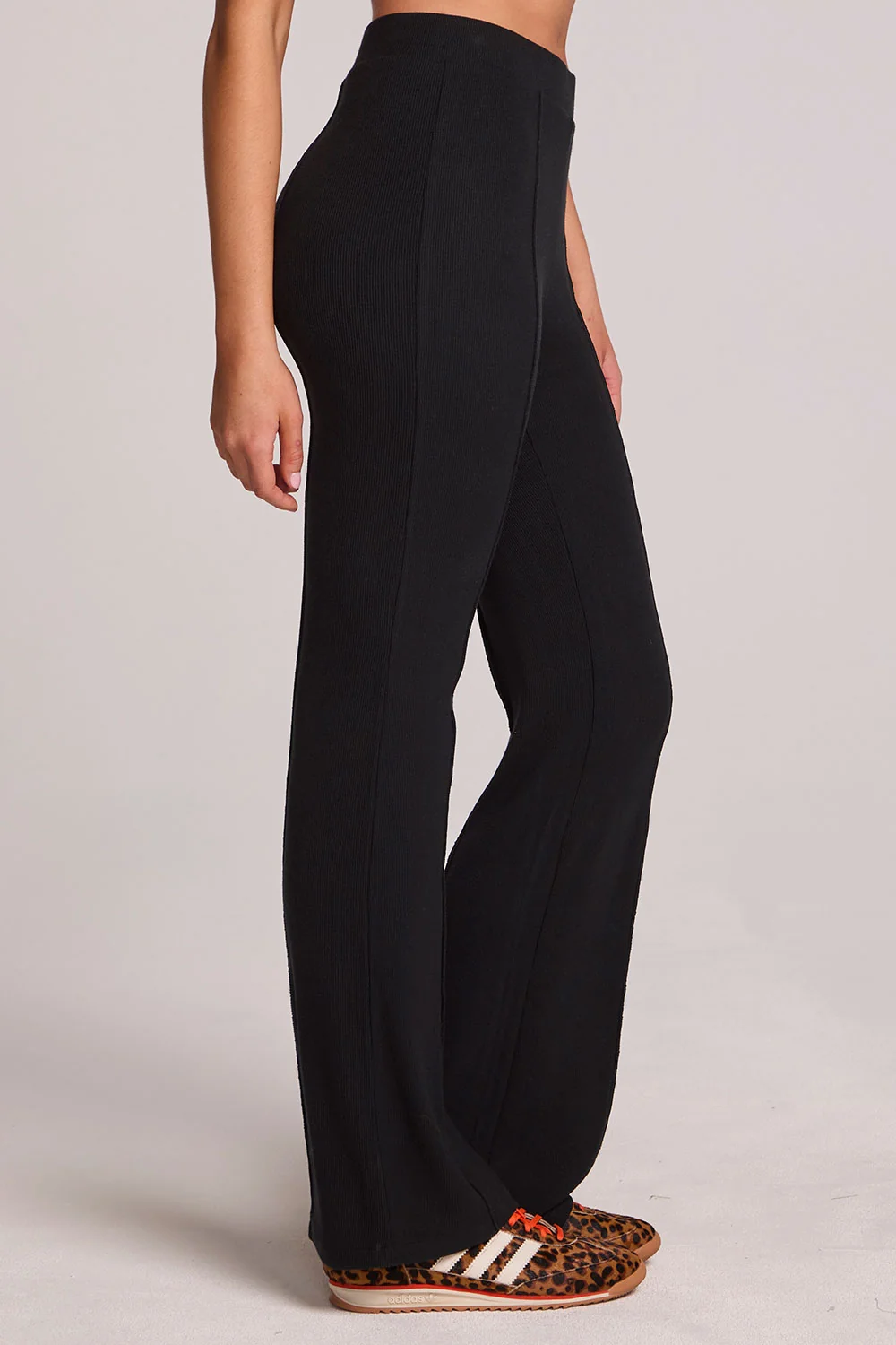 Chaser Rhode Black Pants