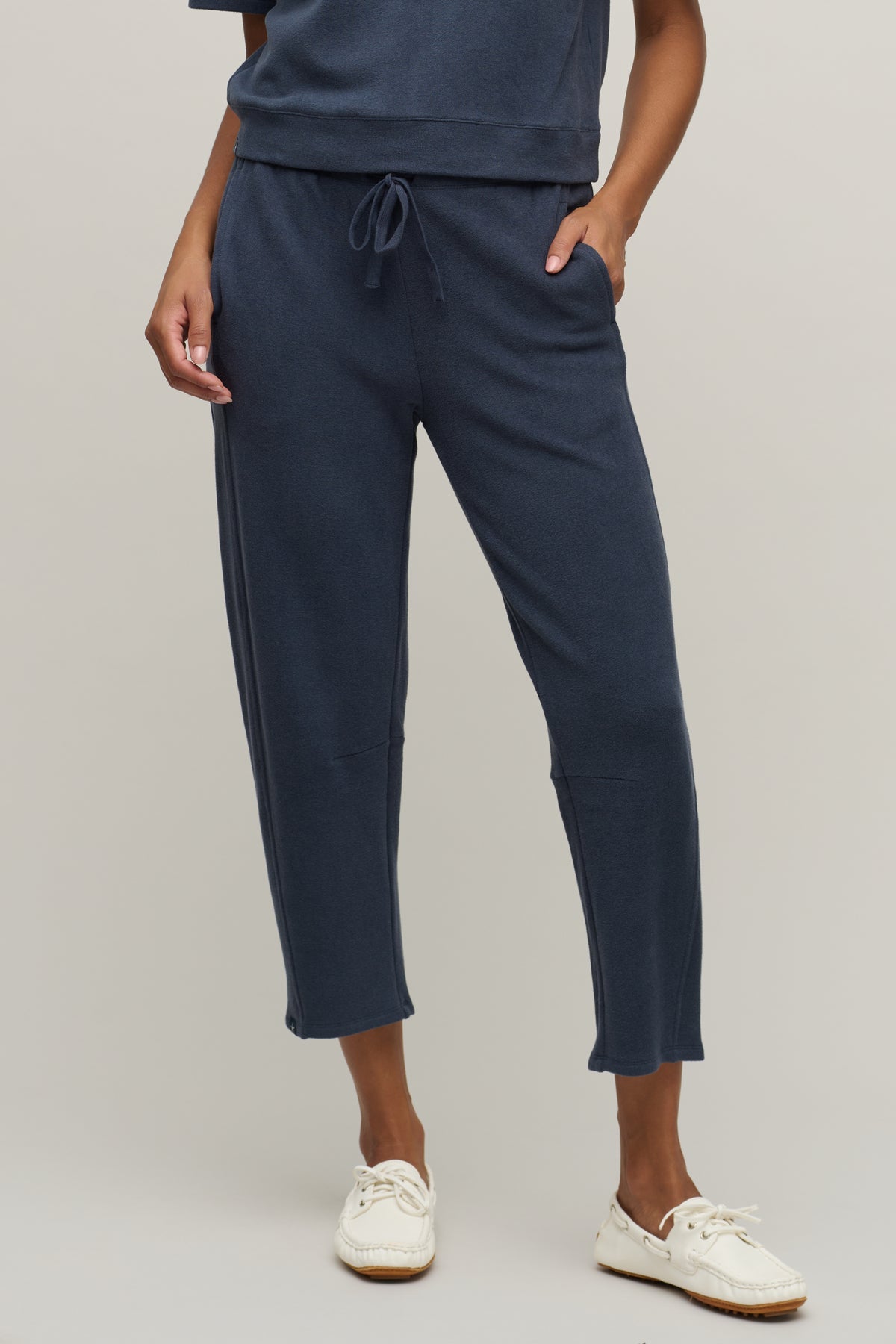 Barefoot Dreams Brushed Fleece Seamed Ankle Pant