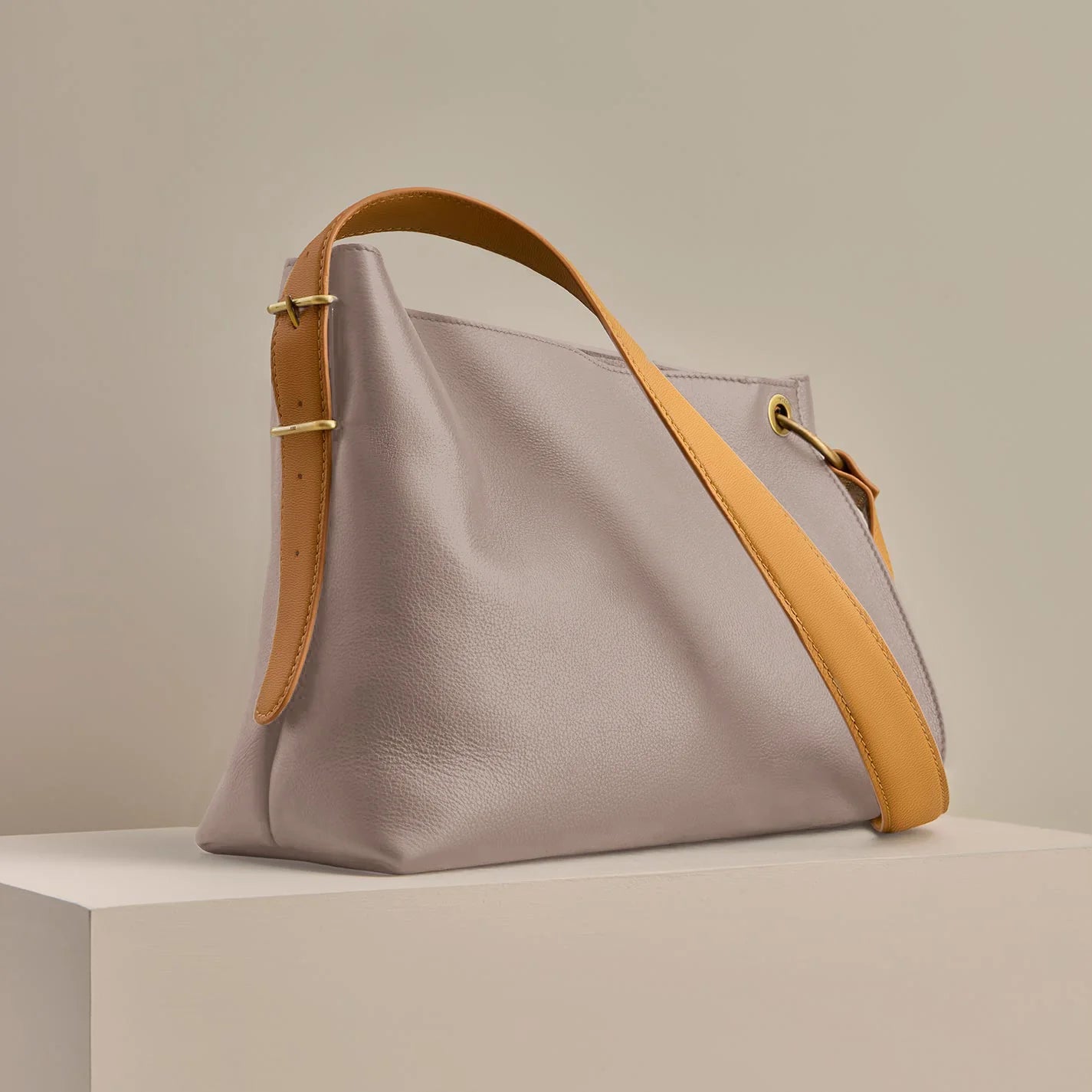 HOBO Rayna Shoulder Bag in Double-Faced Leather- Warm Adobe