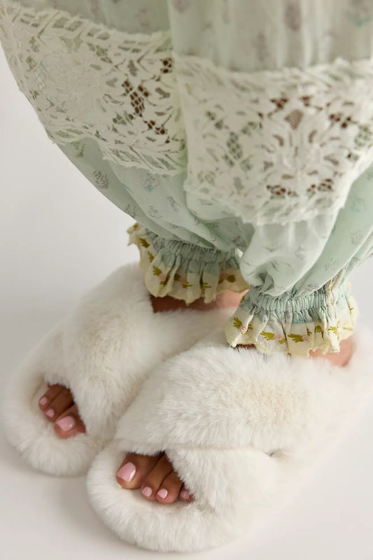 Free People Counting Sheep Slippers- Snow